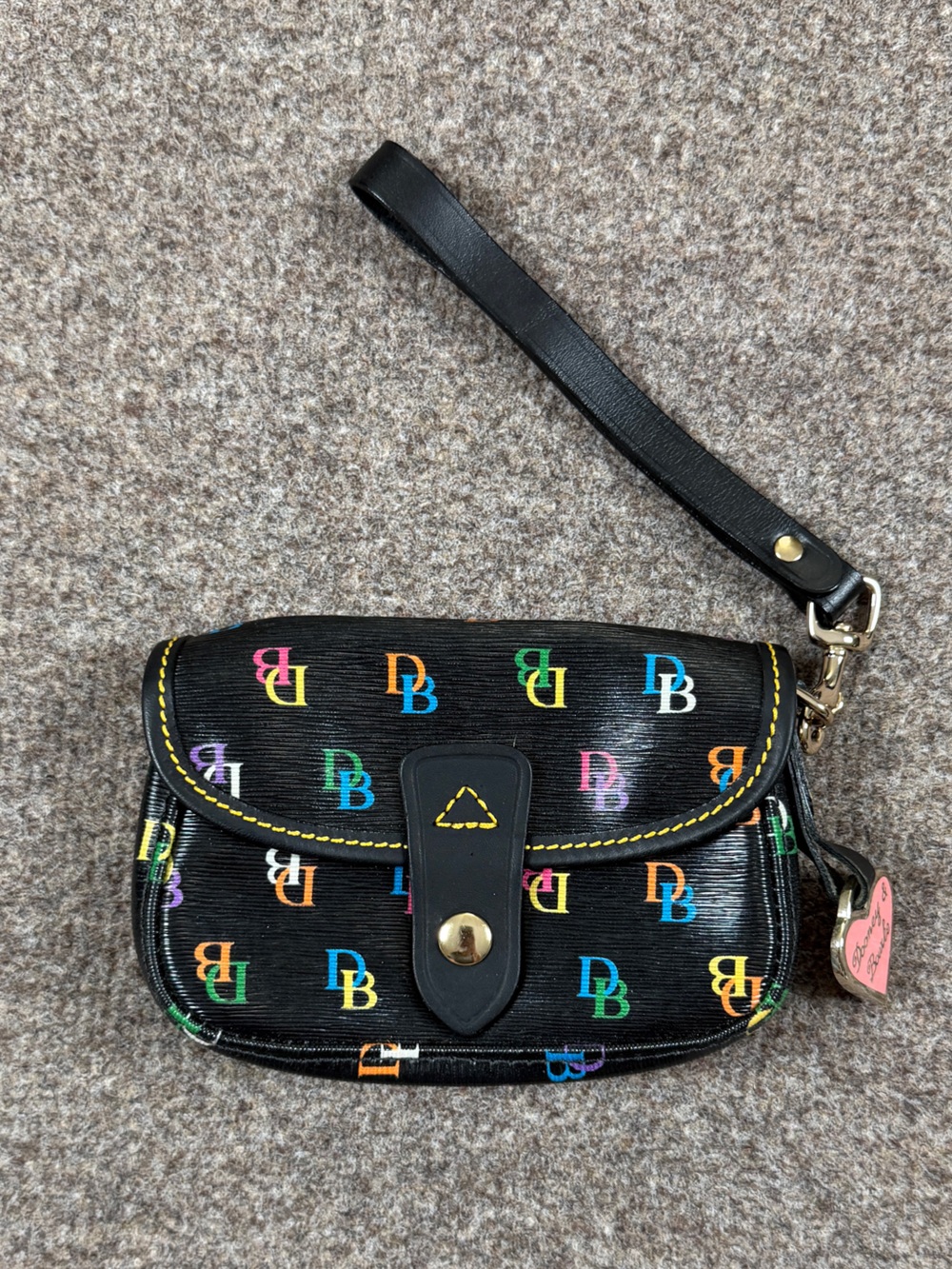 Black wristlet